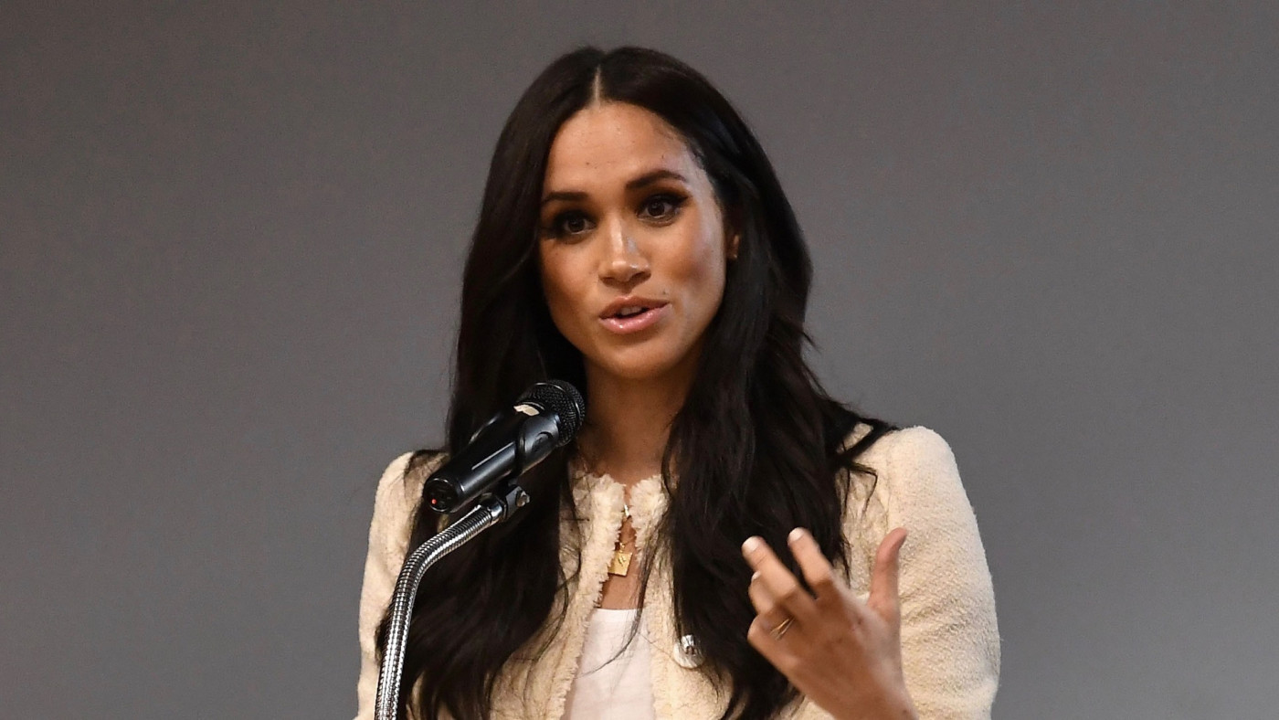 Meghan Markle On Being Cyber Bullied It S Almost Unsurvivable Complex