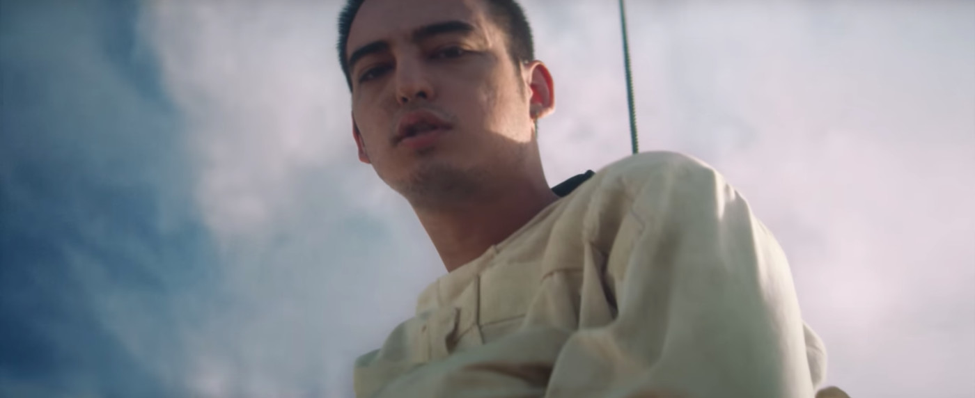 Joji Tries On Different Characters In Test Drive Video Complex 5 / 5 5 мнений. joji tries on different characters in test drive video