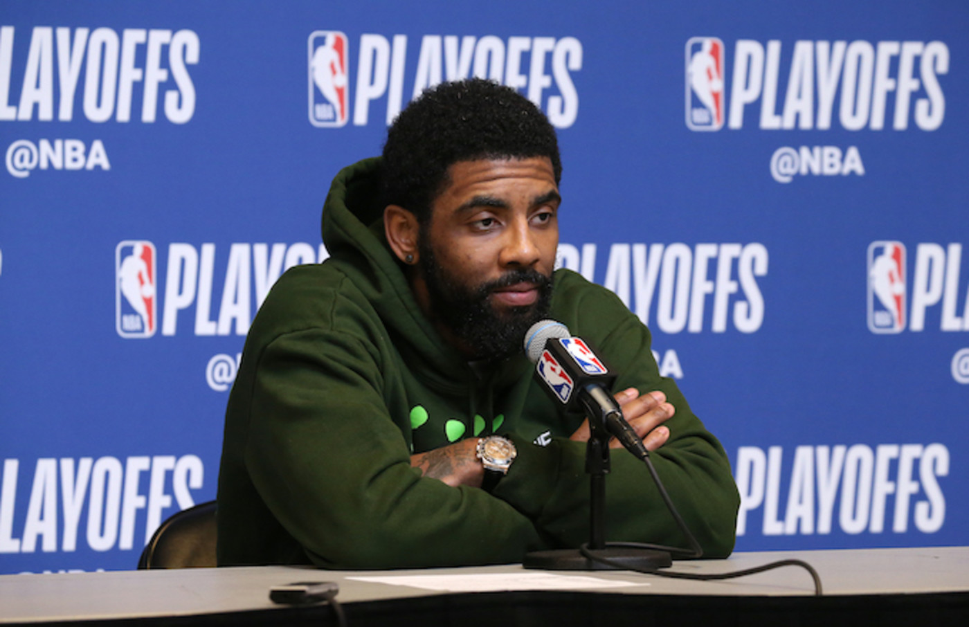 Celtics Player Reportedly Rips Kyrie Irving He S Hard To Play With It S All About Him Complex