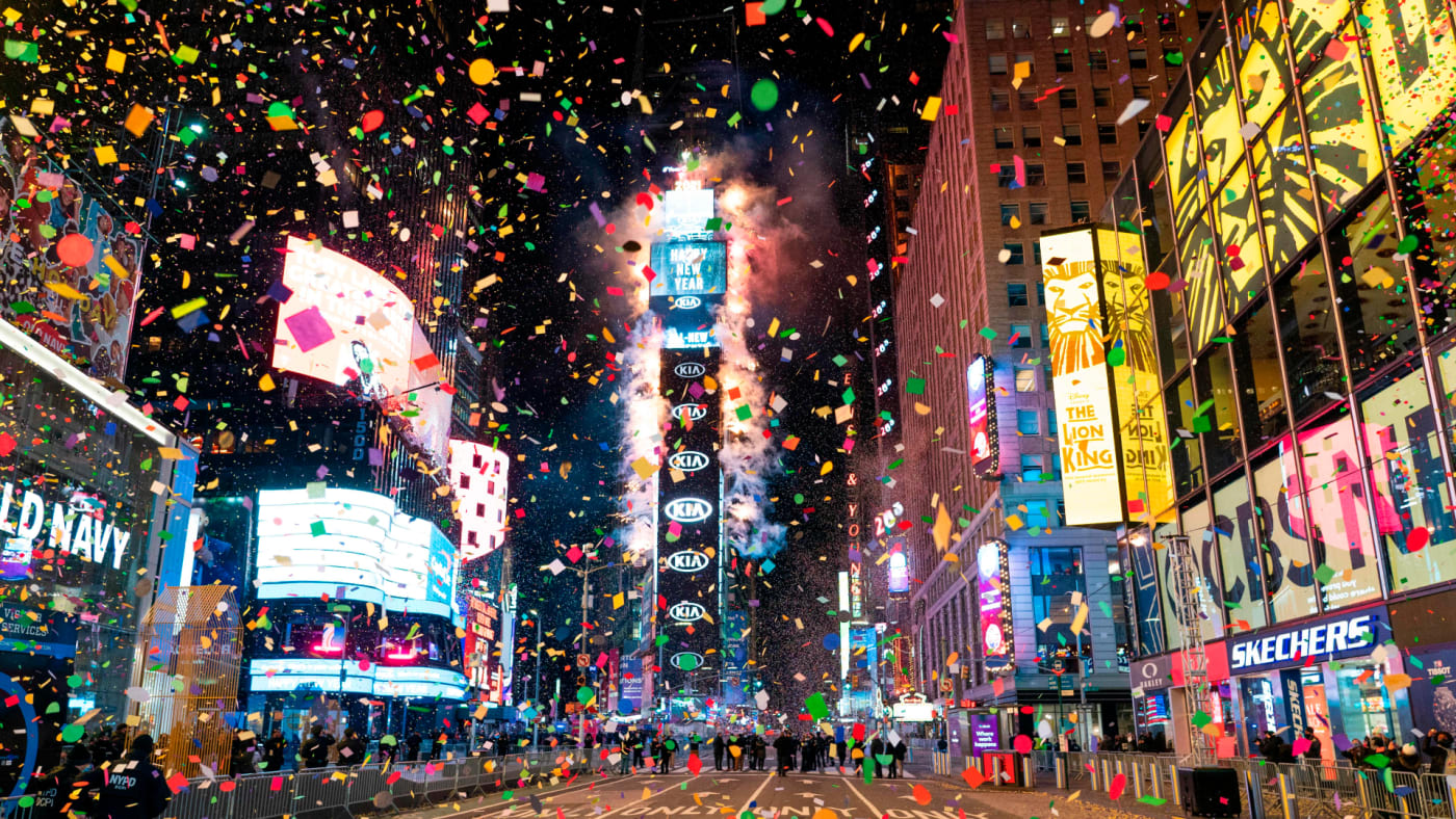 Pictures Of Times Square New Years Eve 2022