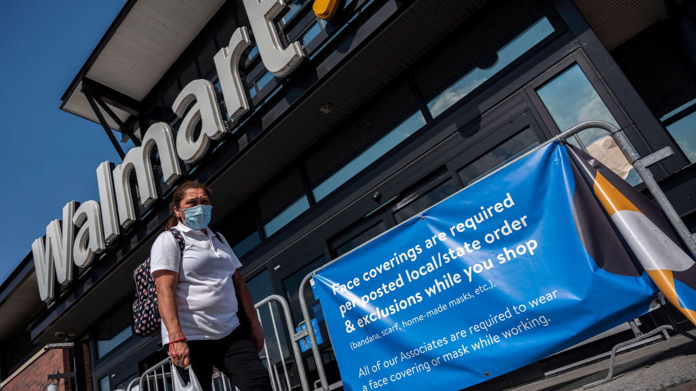 New Illinois Law Makes It a Felony to Assault Worker Enforcing Mask