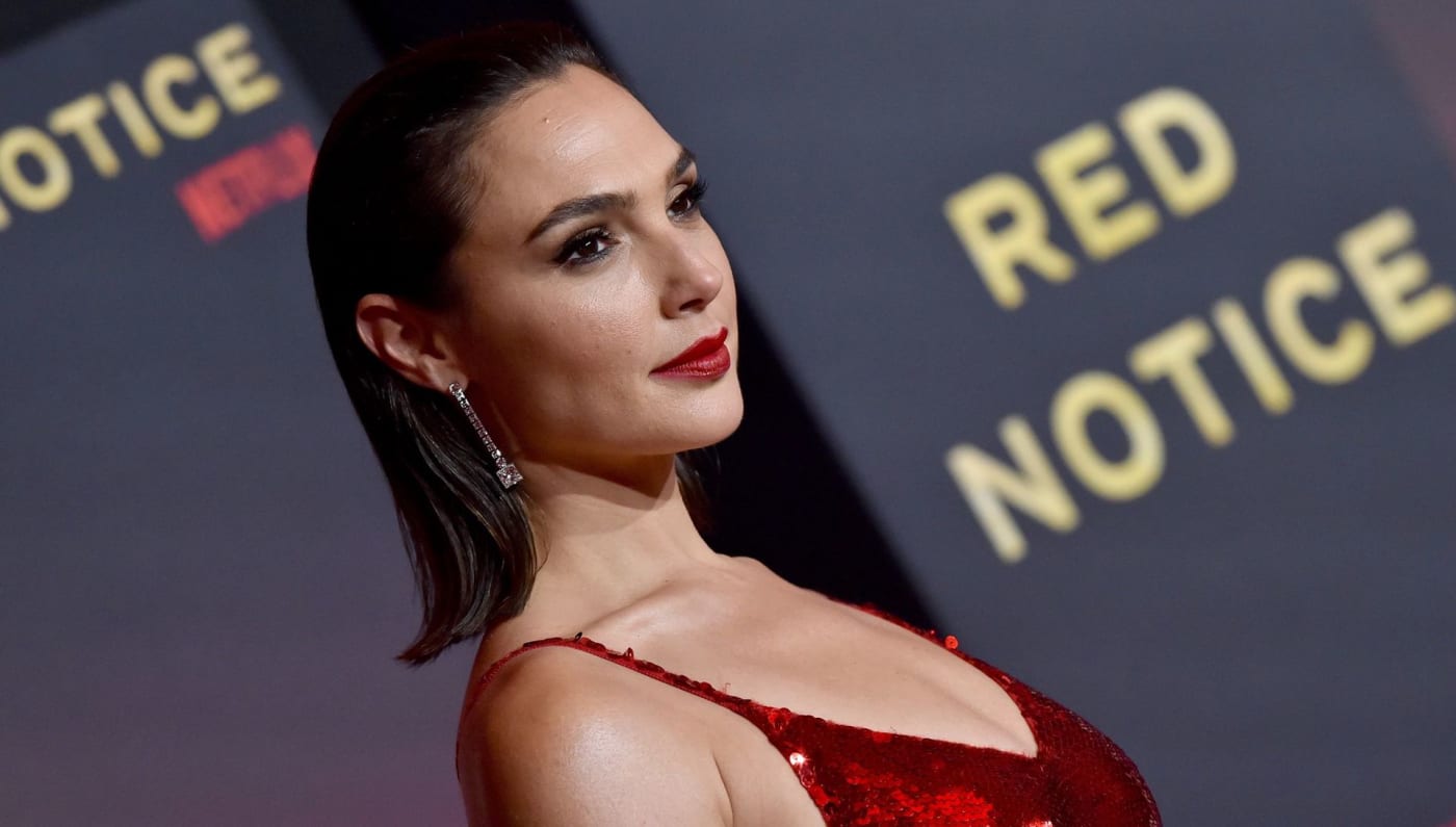 Gal Gadot attends the World Premiere of Netflix's 'Red Notice'