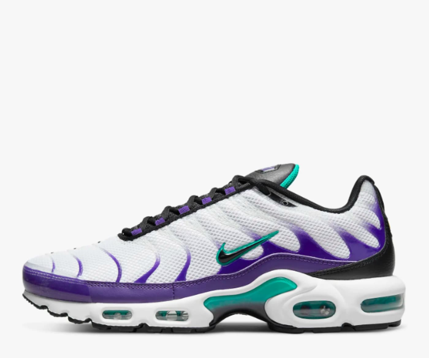 Nike Air Max Plus sneaker discounted for Labor Day 2022