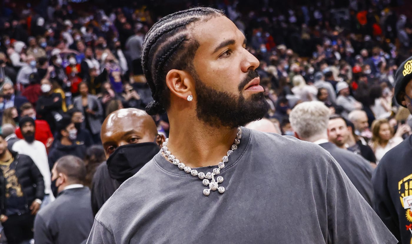 Drake Signs Universal Music Group Deal Reportedly Valued at ...