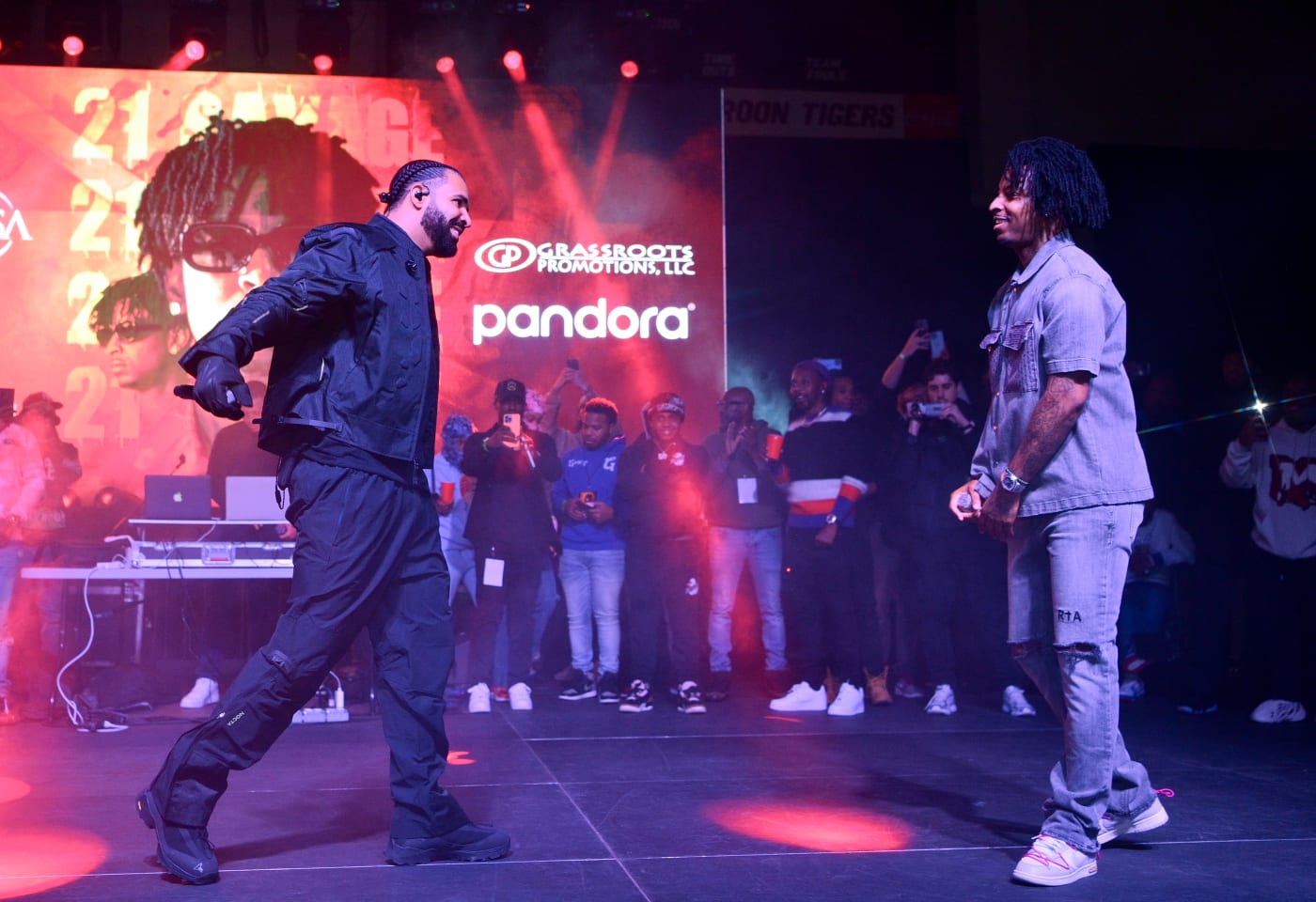 drake and 21 savage performing