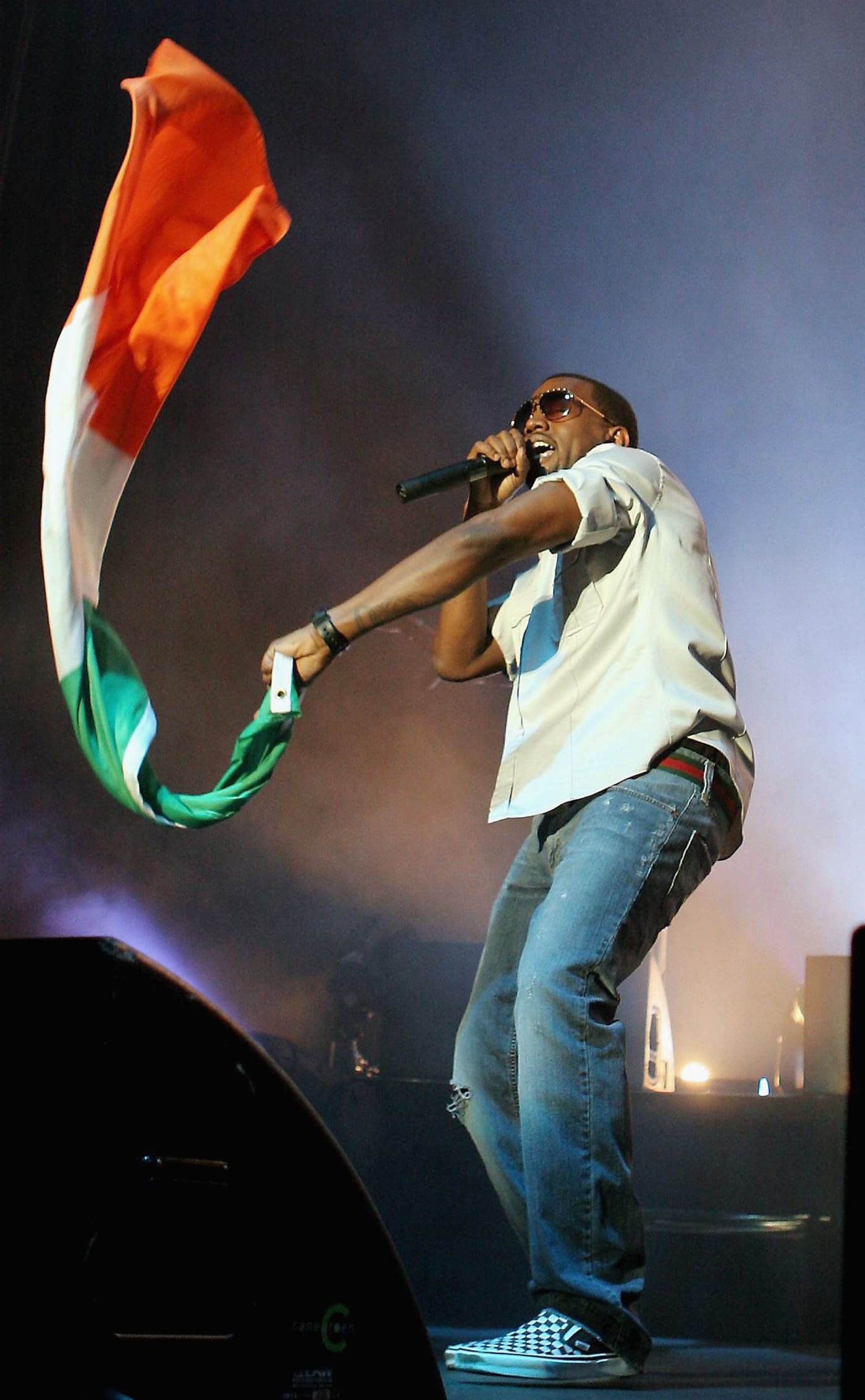 Giay Kanye West va kho nh kh c b n a quen Authentic Shoes