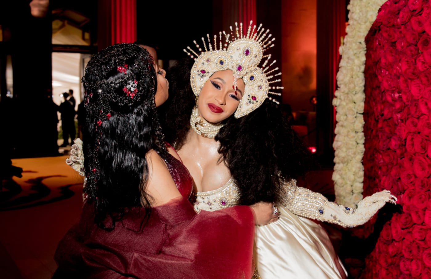 Cardi B & Nicki Minaj’s Beef The Complete History Complex