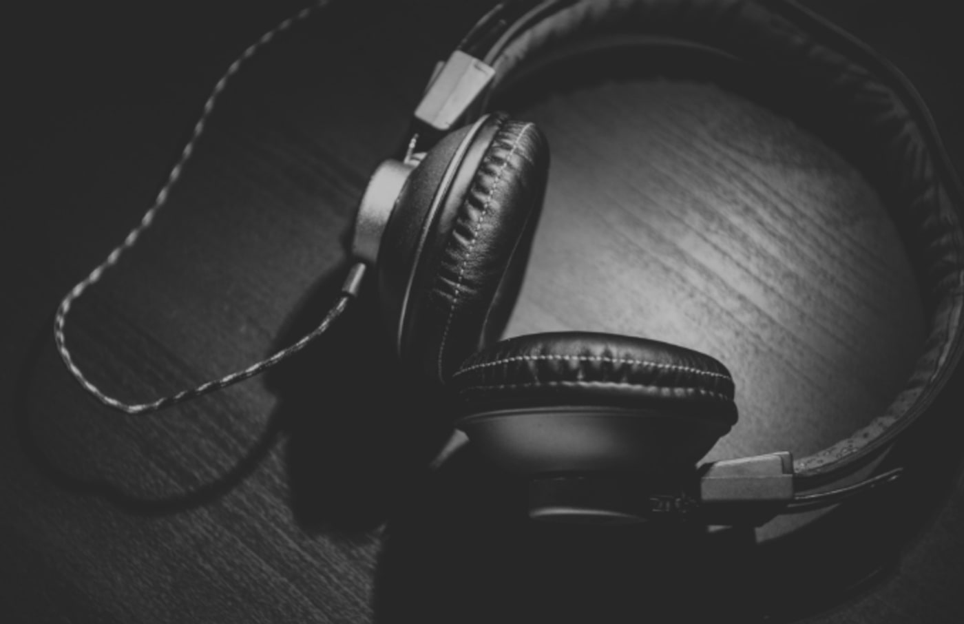 10 Best Headphones & Earbuds Noise Cancelling, AirPods & More Complex