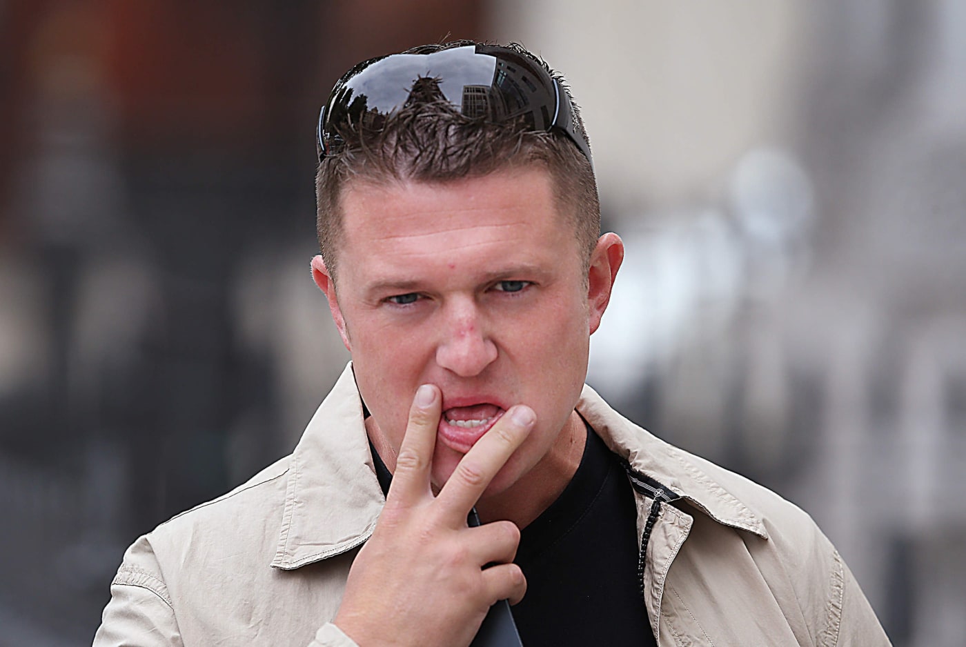 pic Tommy Robinson Daughter edl founder tommy robinson denies