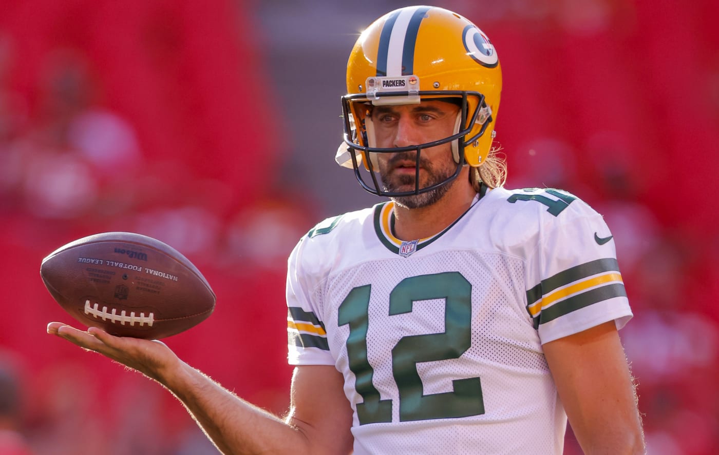 Aaron Rodgers warms up prior to preseason game in 2022