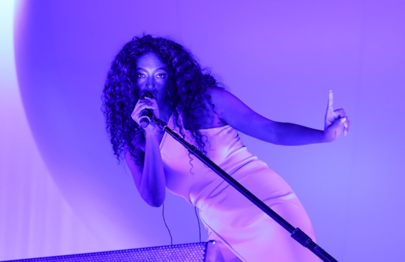 Solange Releases Visuals for New Album ‘When I Get Home’ Complex