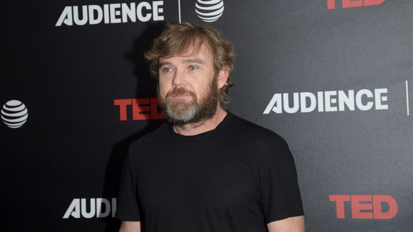 Former Child Actor Ricky Schroder Argues With Costco Employee ...