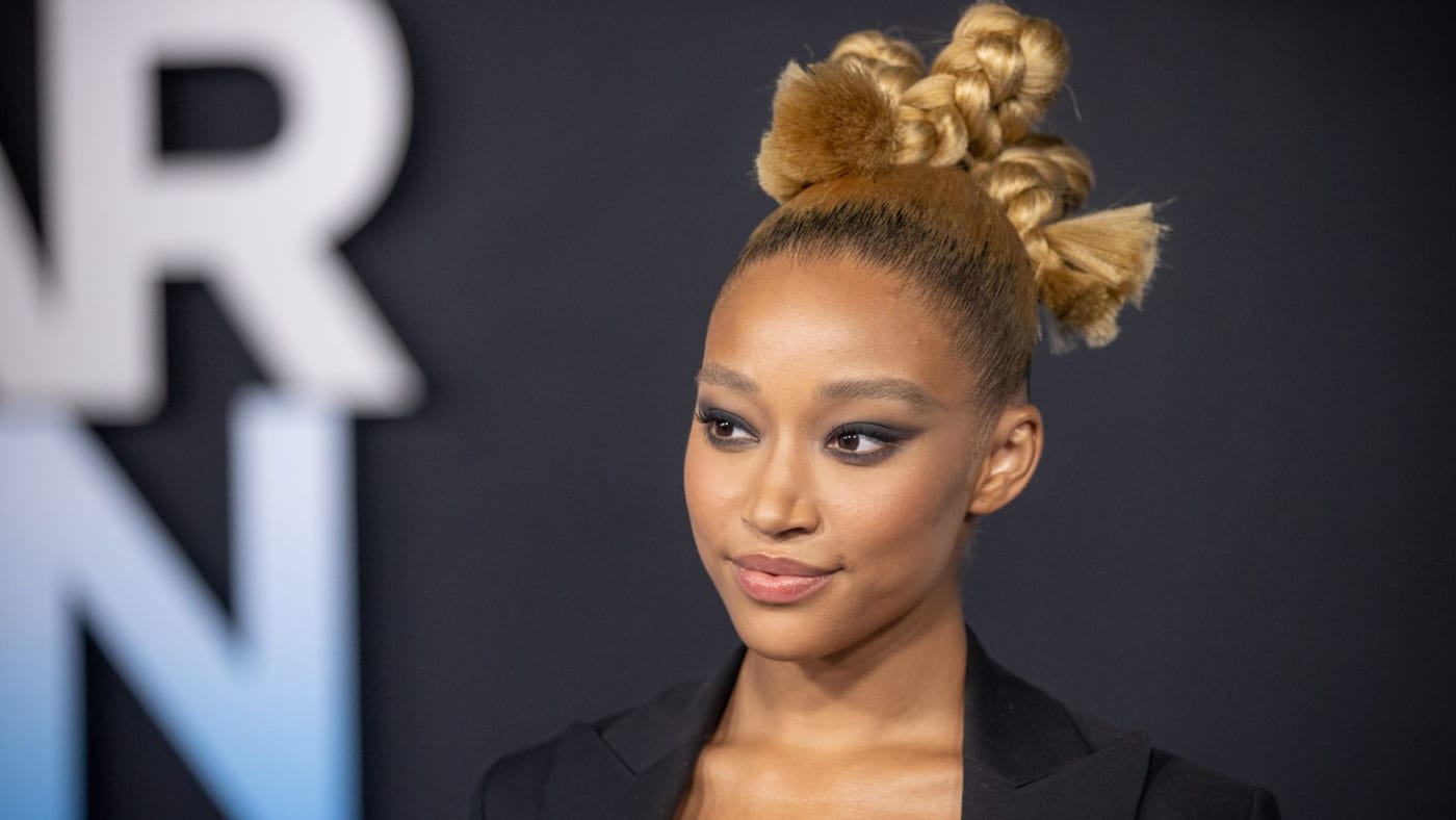 Amanda Stenberg at a premiere