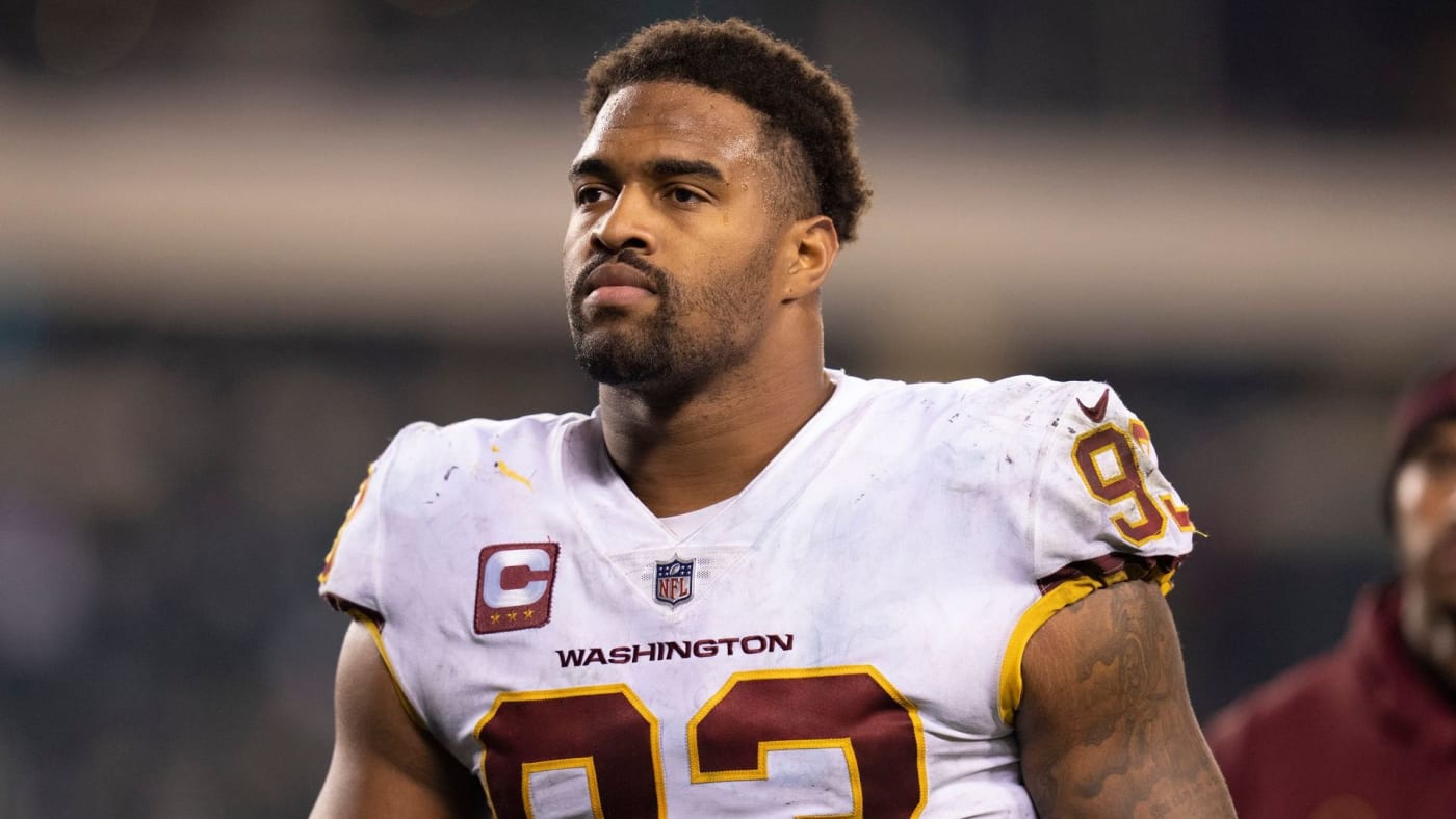 Jonathan Allen Apologizes for Saying He’d Want to Have Dinner With