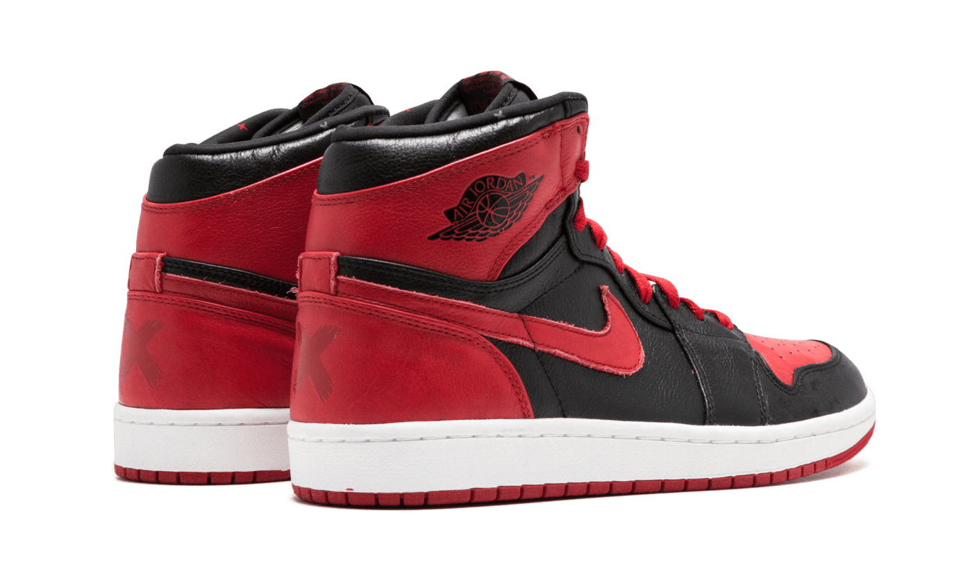 retro jordan 1s red