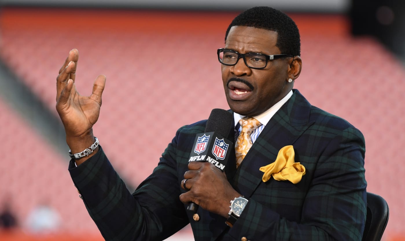 Michael Irvin Says Unvaccinated Cowboys Don’t Want to Be Champions