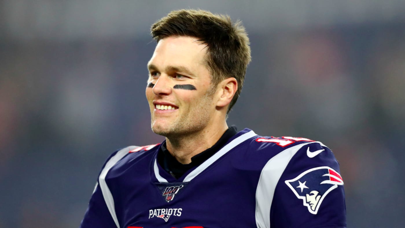 tom brady in raiders uniform