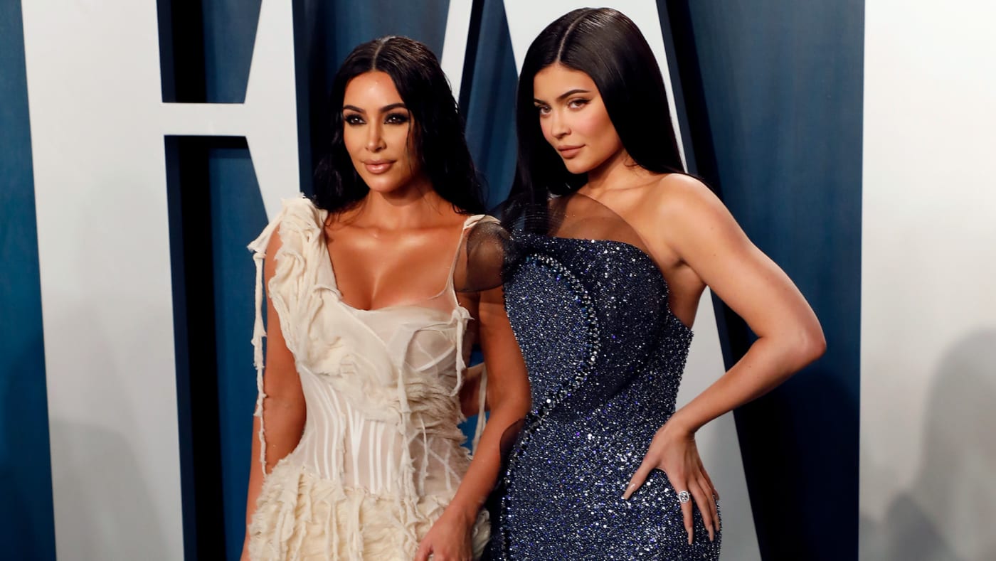 Kim Kardashian West and Kylie Jenner attend the 2020 Vanity Fair Oscar Party
