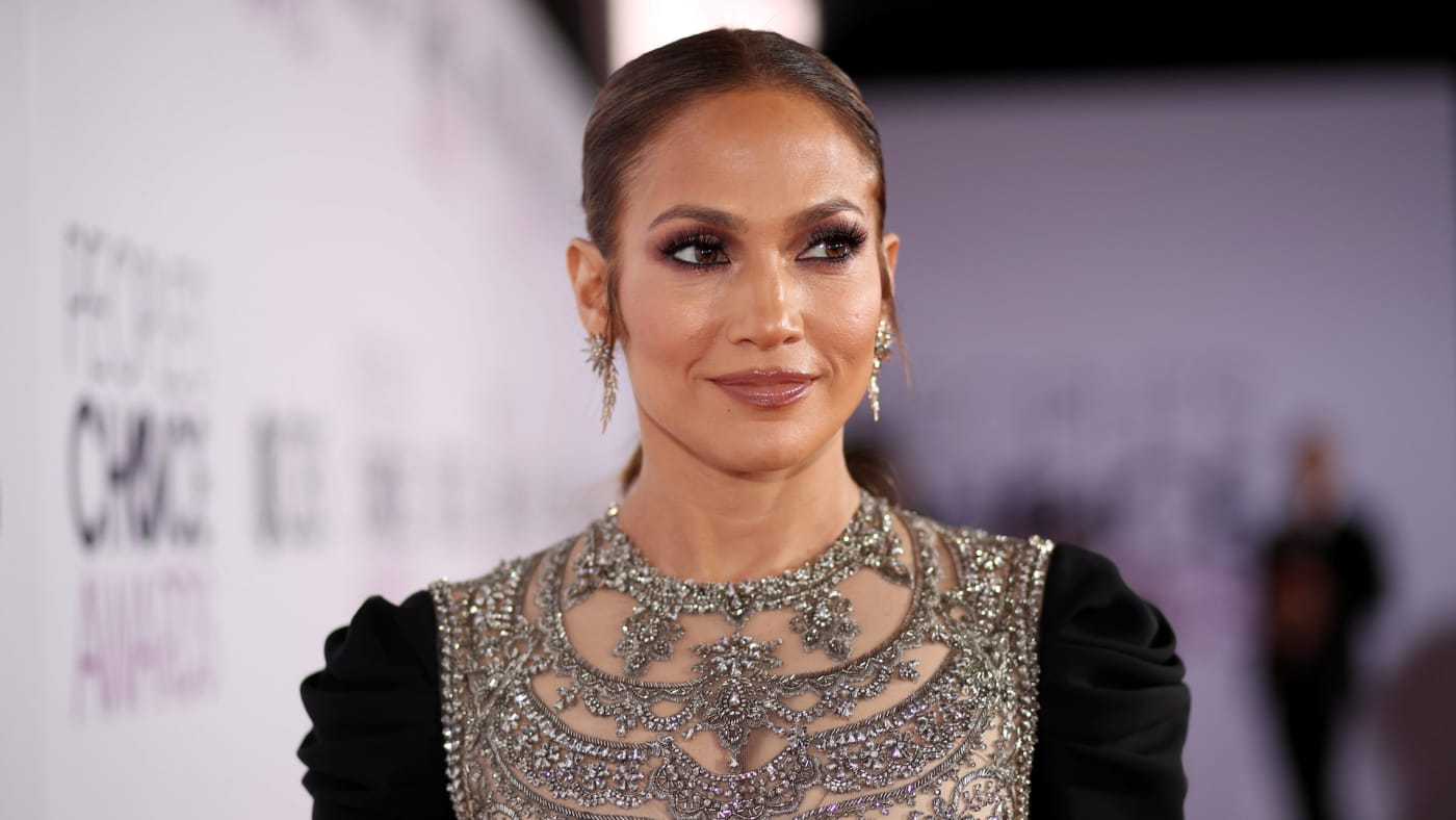 Jennifer Lopez S L A Home Remains The Target Of Numerous 911 Calls Complex