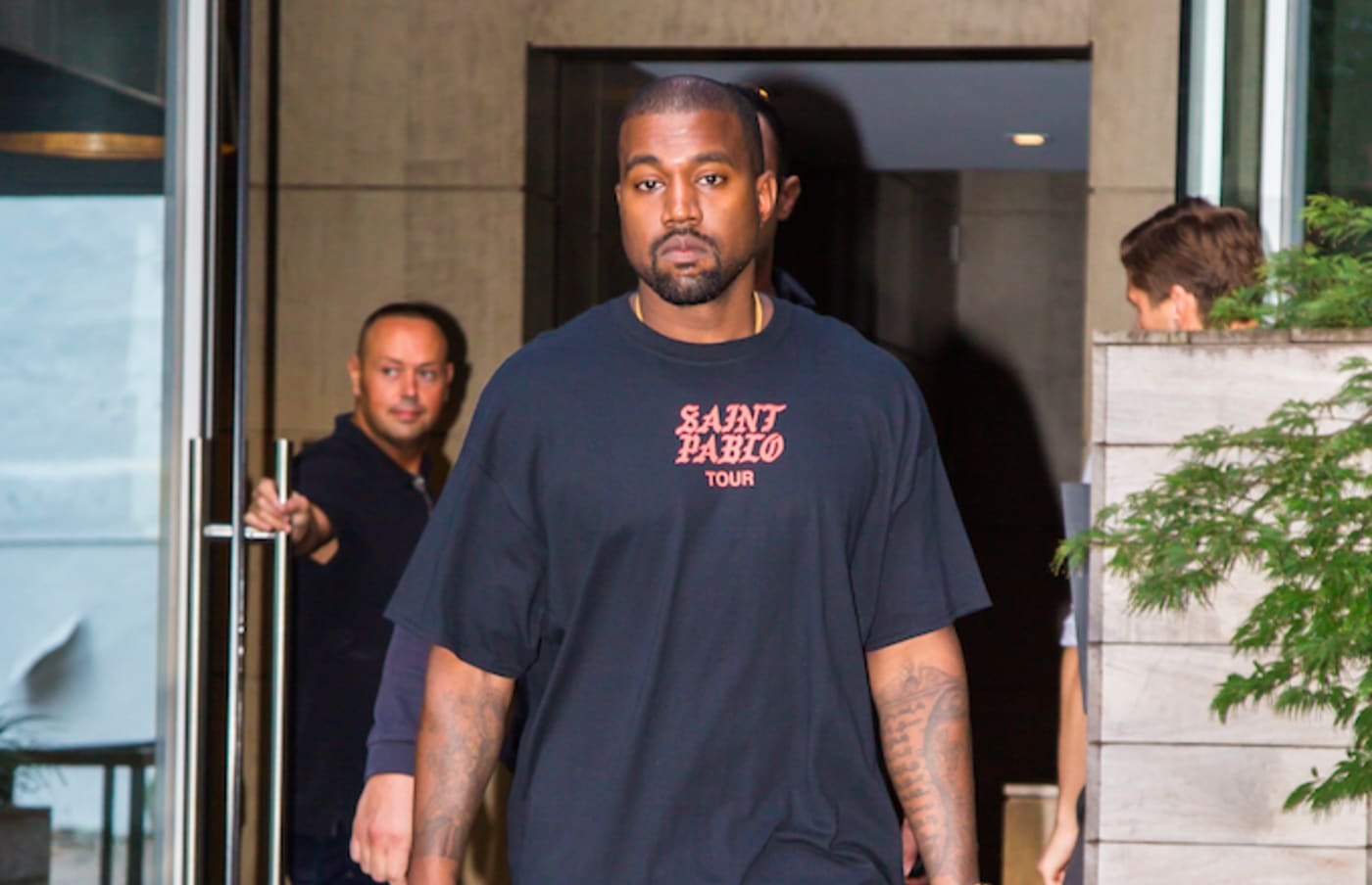 Donda S House Reportedly Was At Risk Of Shutting Down Before Rhymefest Kim Kardashian Tweets Complex