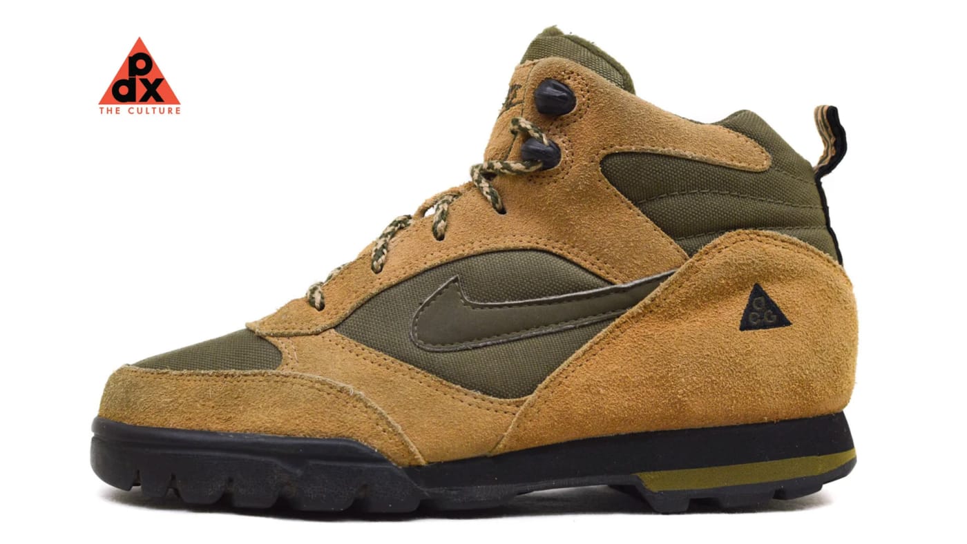 nike acg suede boots
