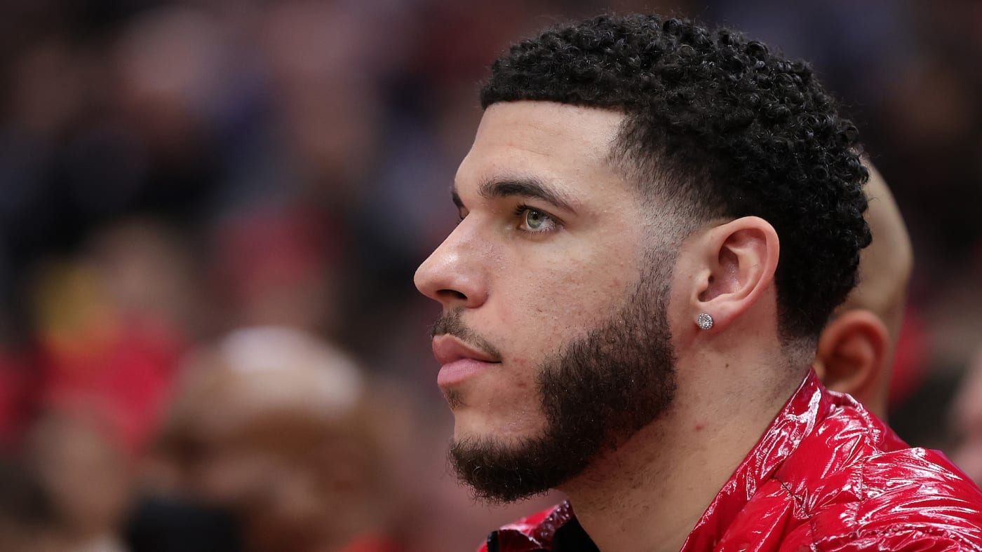 Lonzo Ball #2 of the Chicago Bulls watches action during NBA game.