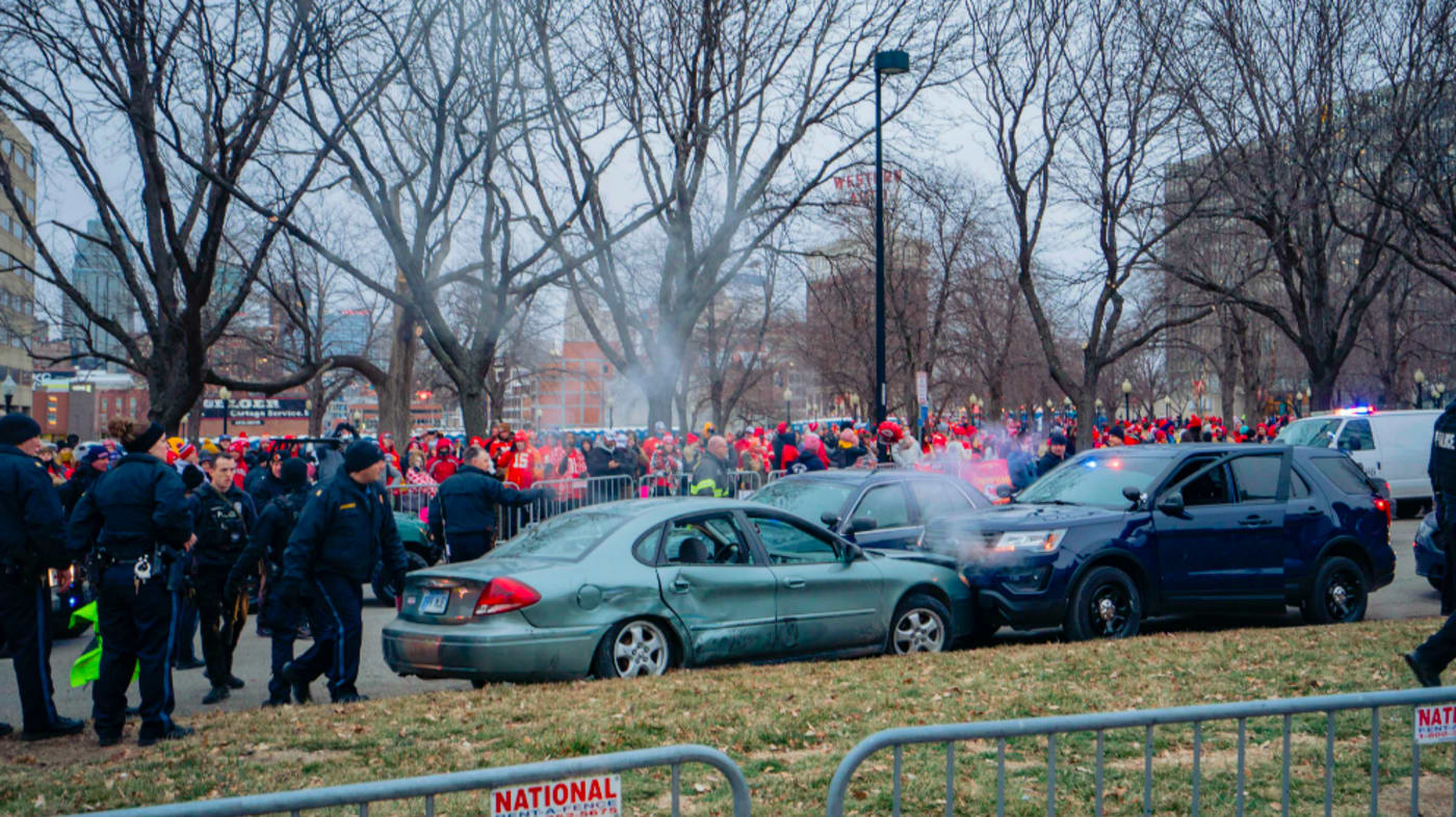 Video Shows Police Chase Spilling Into Kansas City Chiefs Parade Route