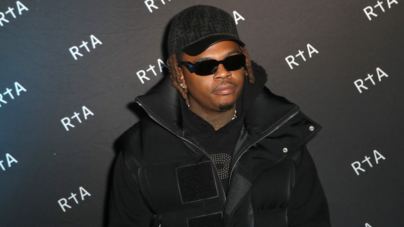 Gunna photographed at Superbowl event