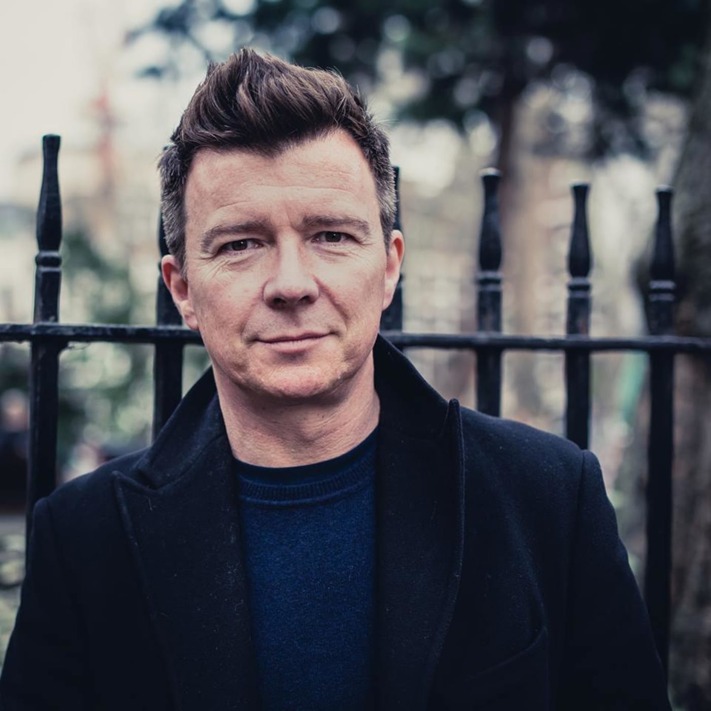 Rick Astley Addresses Rickrolling on Reddit AMA | Complex
