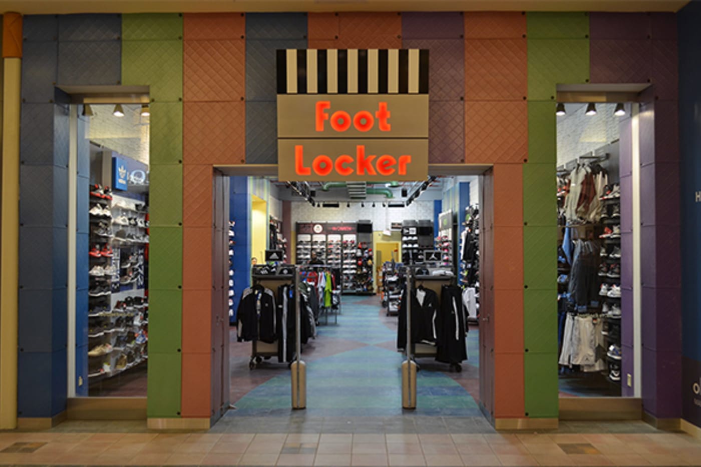 nike pull out of foot locker