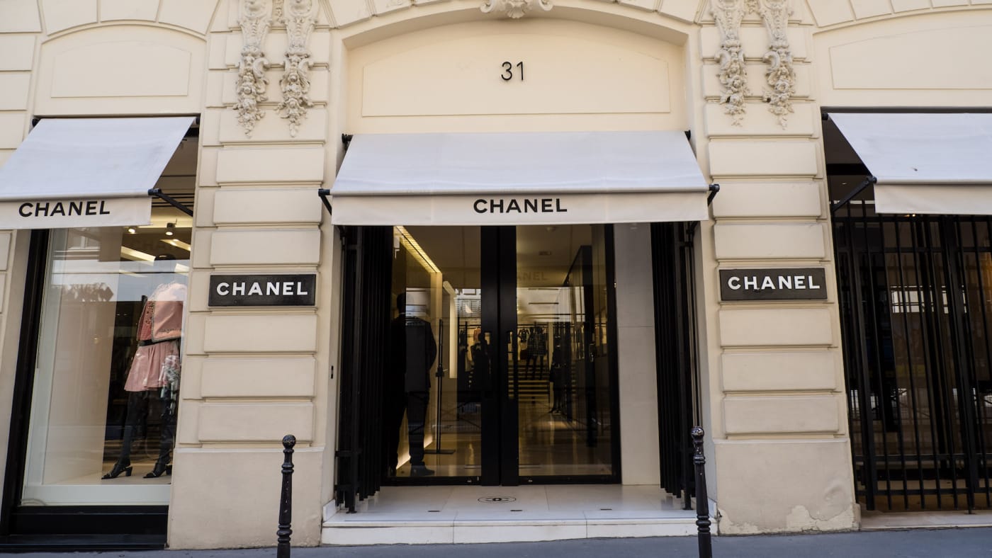 Chanel Boosts Prices on Some Handbags, Small Leather Goods | Complex