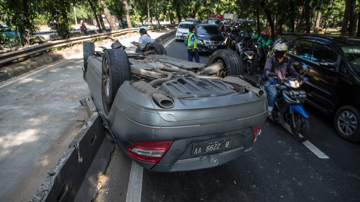 Car accident photographed in Jakarta
