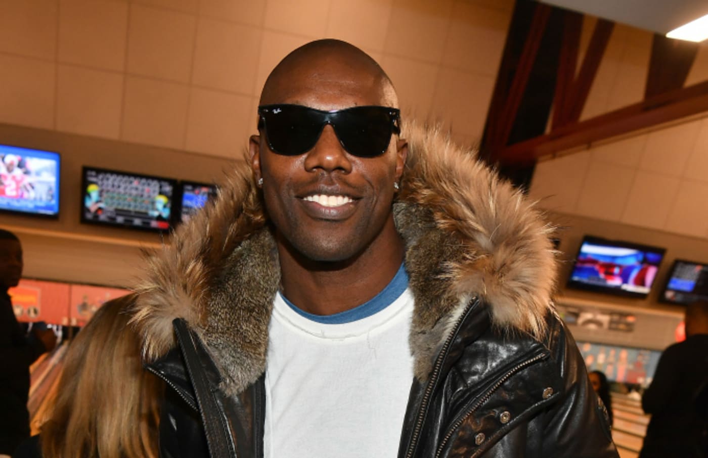 Terrell Owens Loses NFL Memorabilia in Storage Unit Auction Complex