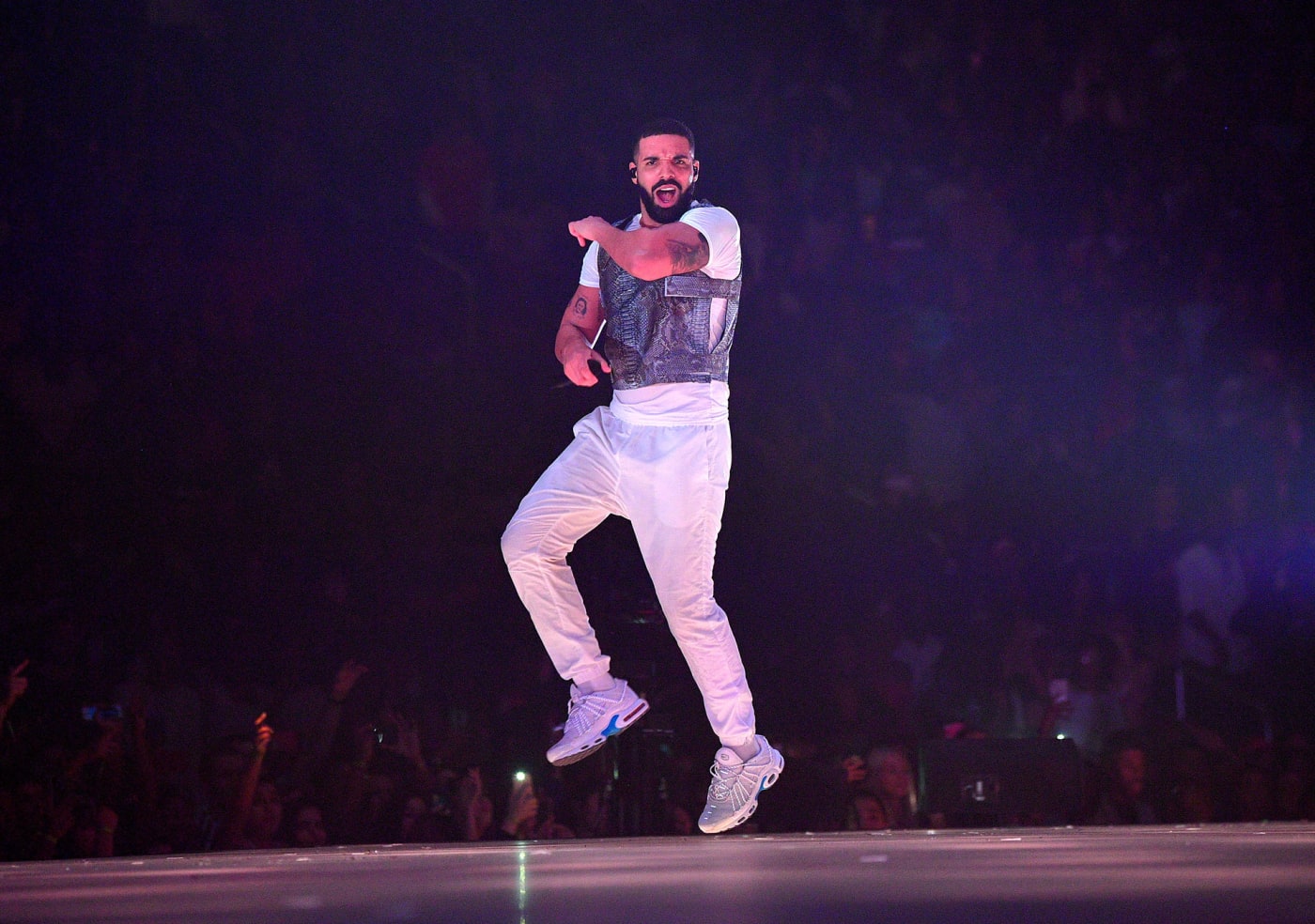 Drake performs onstage during the Final Stop of 'Aubrey & The three Amigos Tour' at State Farm Arena