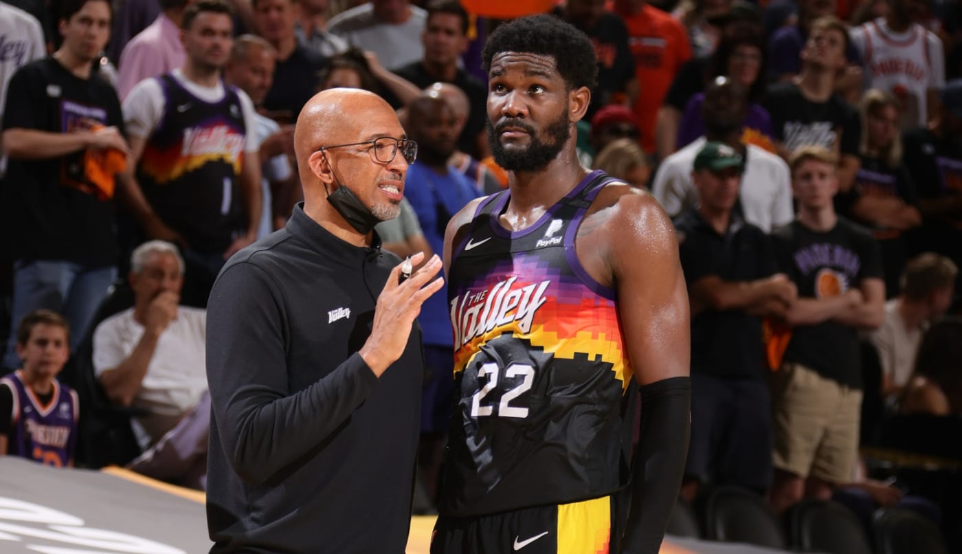 Phoenix Suns coach Monty Williams talks with Deandre Ayton during 2021 NBA Finals