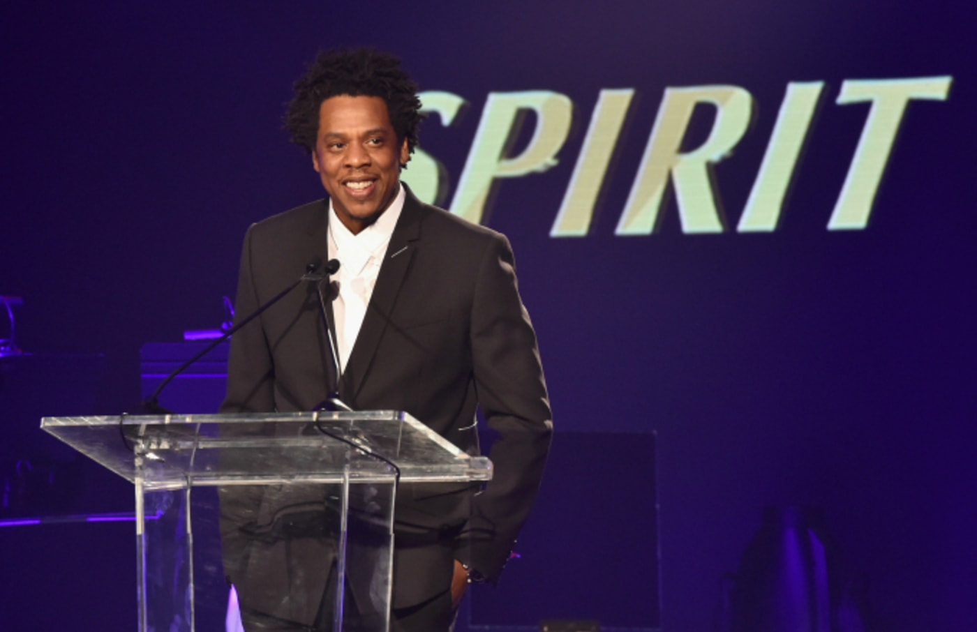 Jay Z speaks onstage at the City of Hope Spirit of Life Gala