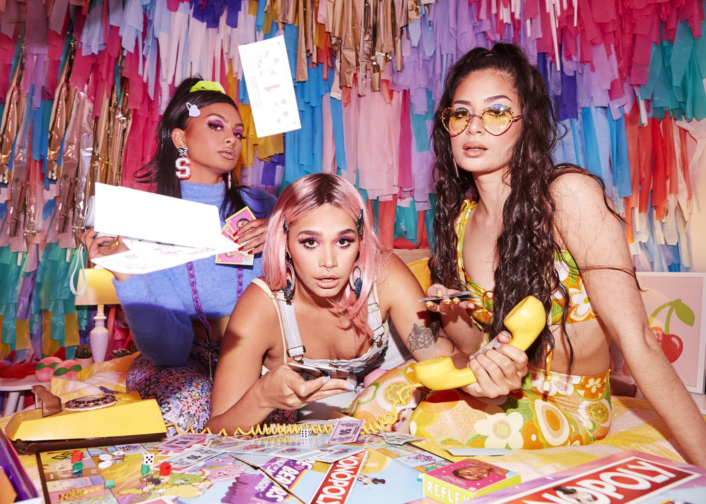 3 girls for a haus of dizzy campaign