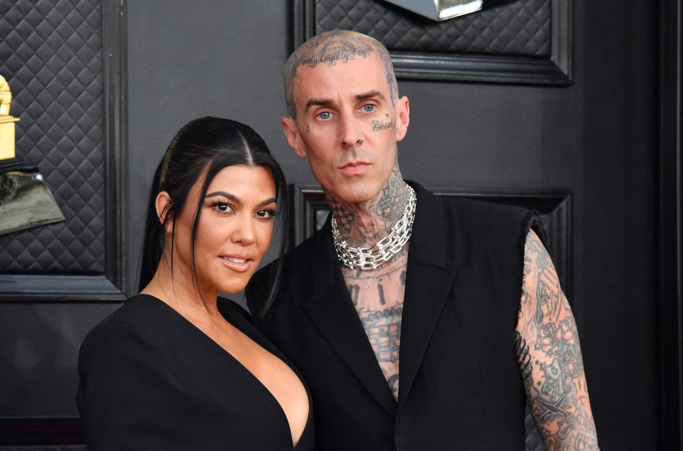 Kourtney kardashian travis barker