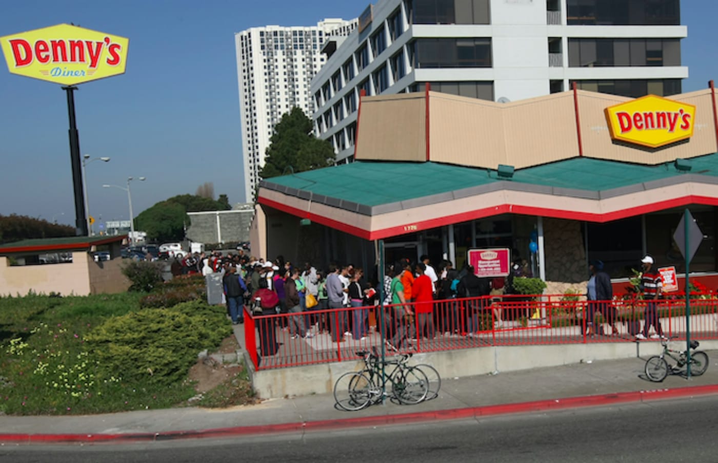 Father And Son Duo Have Another Gibberish Conversation For Denny S Commercial Complex