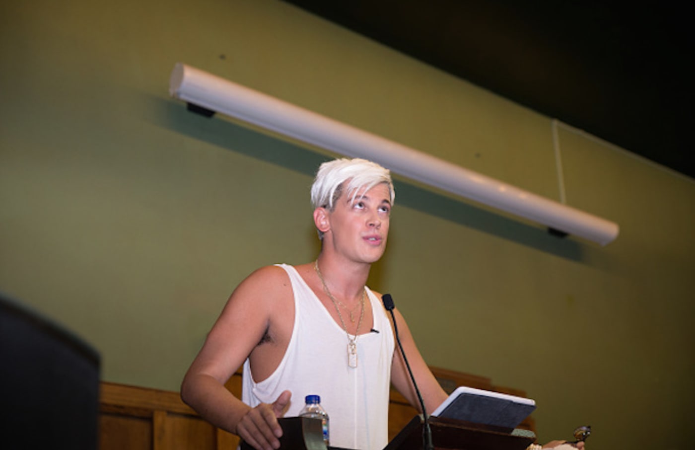 Milo Yiannopoulos speaks at the Young British Heritage Society launch event