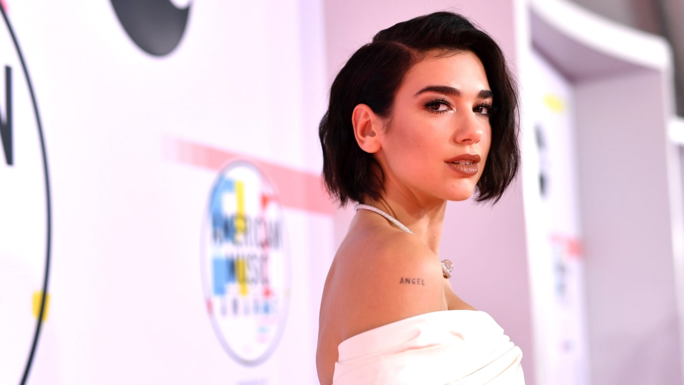 Dua Lipa Sued For Posting Paparazzi Photo Of Herself On Instagram Complex