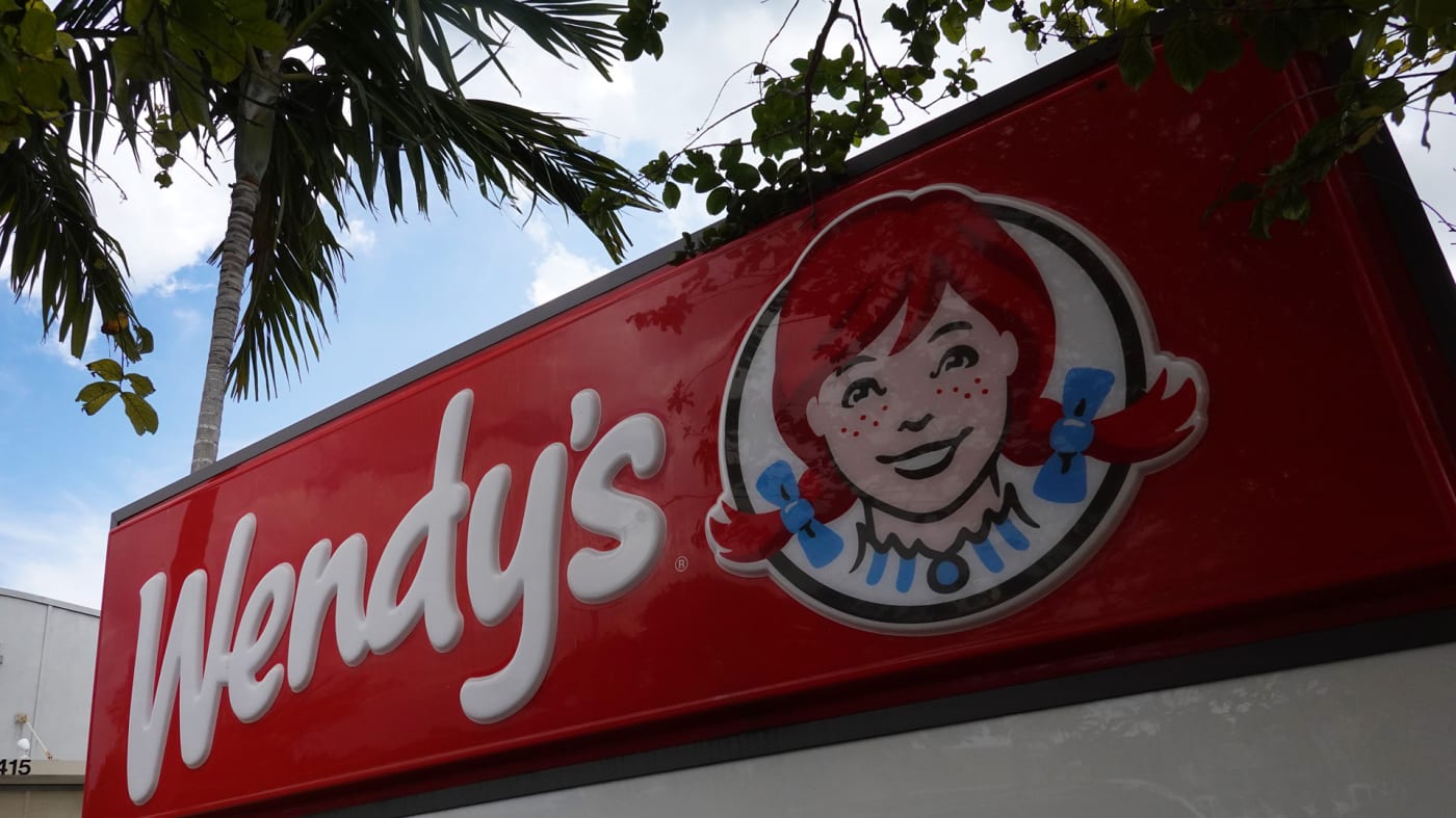 Wendy’s sign