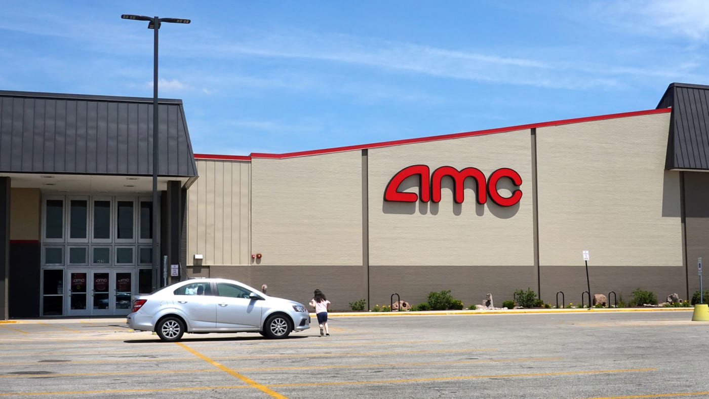 AMC Reaches 45-Day Theater Window Deal With Warner Bros. | Complex