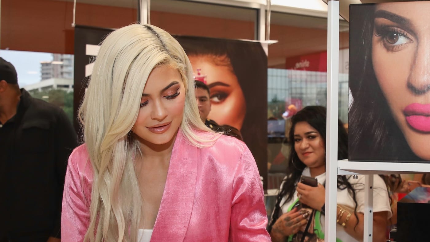 Kylie Jenner defends ‘unsanitary’ lab pics: ‘I would never bypass protocols’