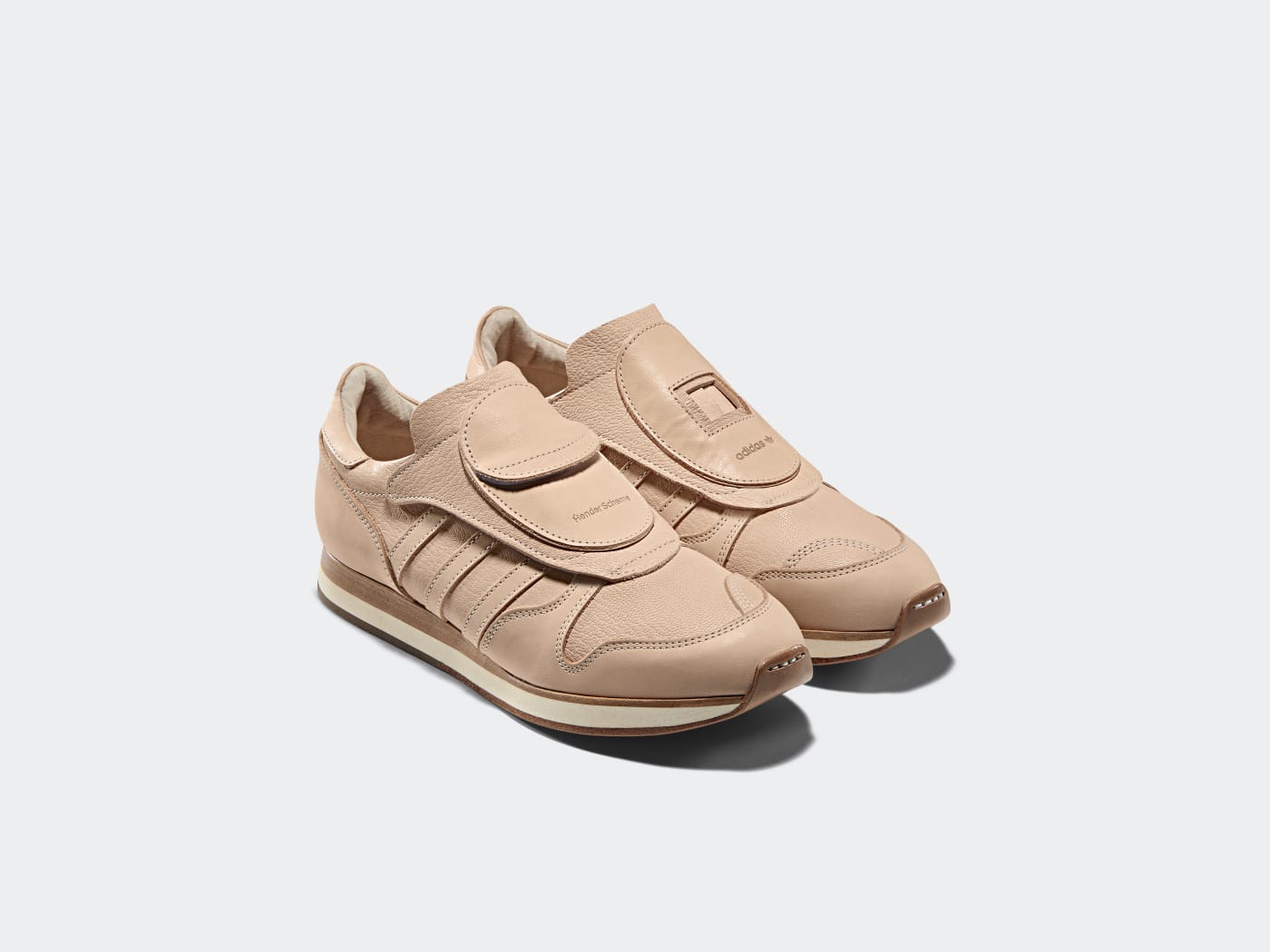 hender scheme adidas