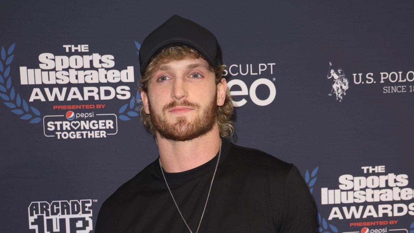 Logan Paul attends The 2021 Sports Illustrated Awards