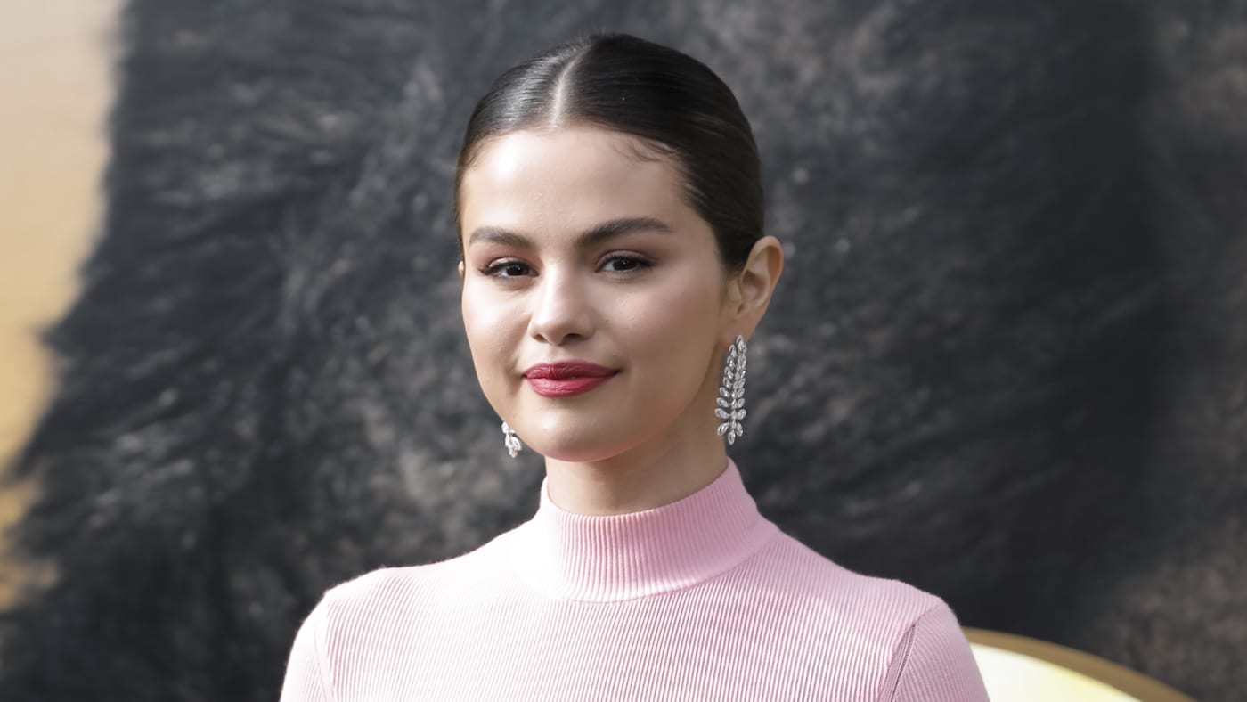 Selena Gomez attends the Premiere of Universal Pictures' 'Dolittle'