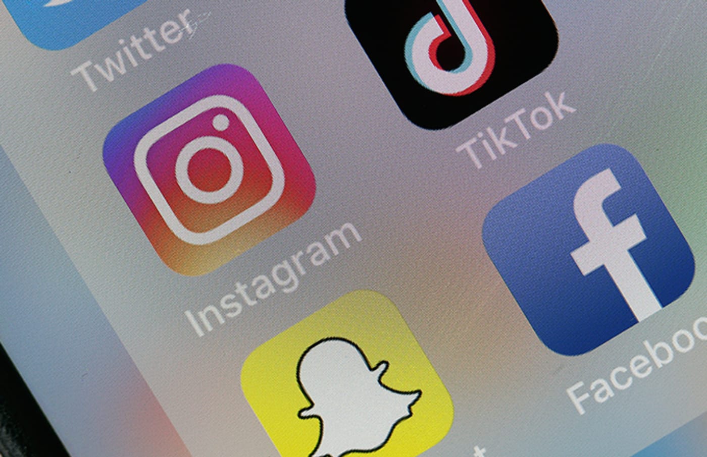 Netflix Subscribers Can Share What They’re Watching on IG Stories | Complex