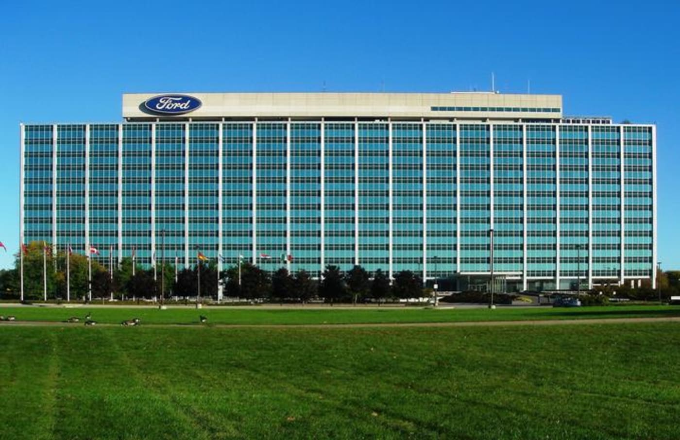Donald Trump Boasts About Saving a U.S. Ford Plant That Wasn’t Actually Planning on Moving Complex