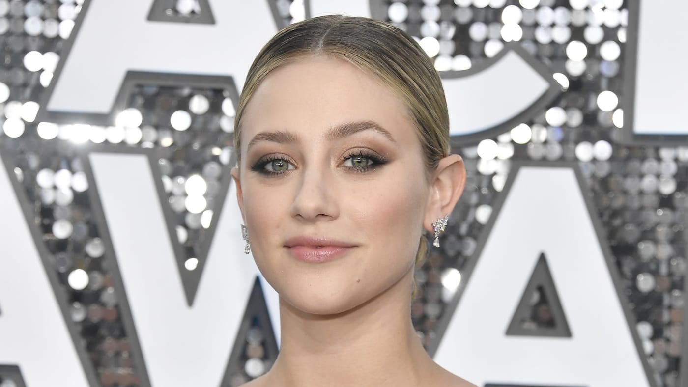 Lili Reinhart Comes Out As ‘proud Bisexual Woman On Instagram Complex 